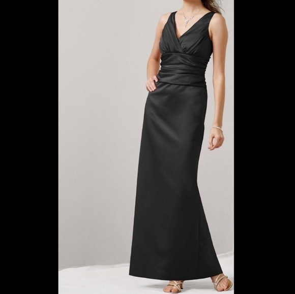 Davids Bridal dress Sz 6 sleeveless ruched elegant black formal maxi - Picture 2 of 10